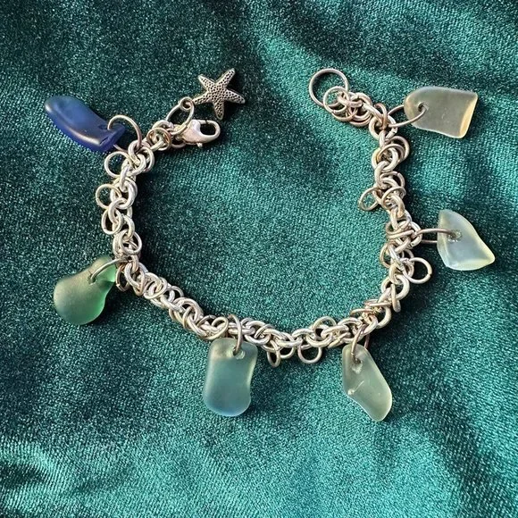 Silver Beach Glass Charm Bravelet - Picture 1 of 2
